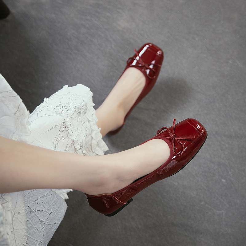 Zapatos de tacón bajo de cuero - Women Shoes Japanese Brand reseña y precio